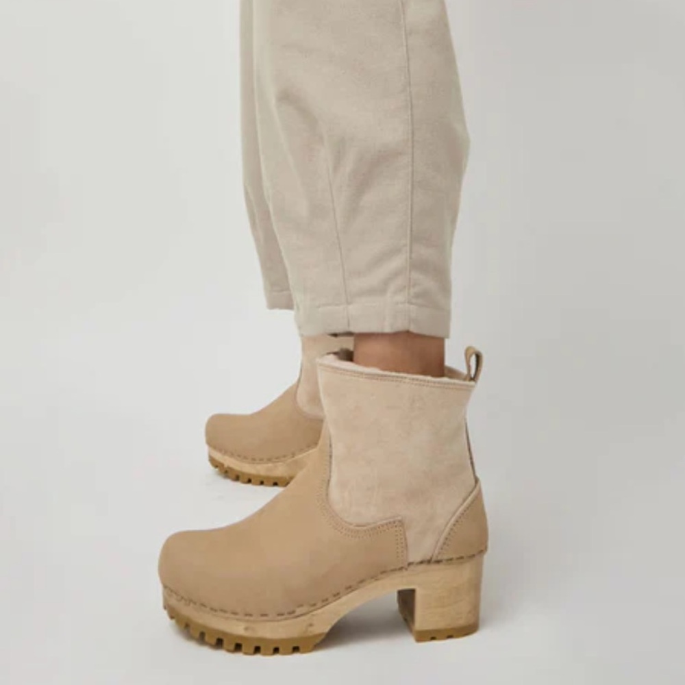 No. 6 Shearling Clog Boots Bone 5” mid heal size 39 fits size 7.5 or 8 worn ONCE